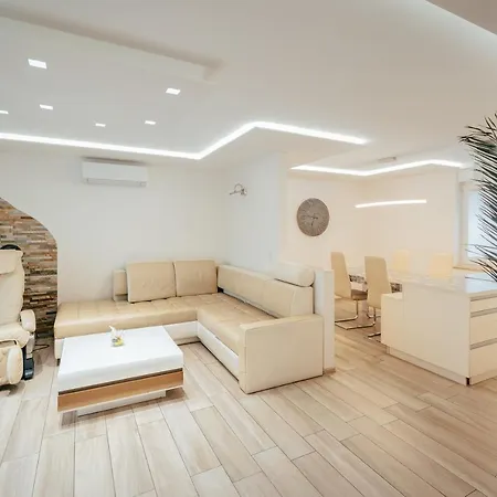 Apartment In Olimp *